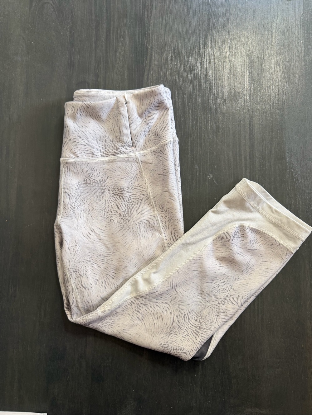 CALIA by Carrie Underwood Light Gray Printed Leggings